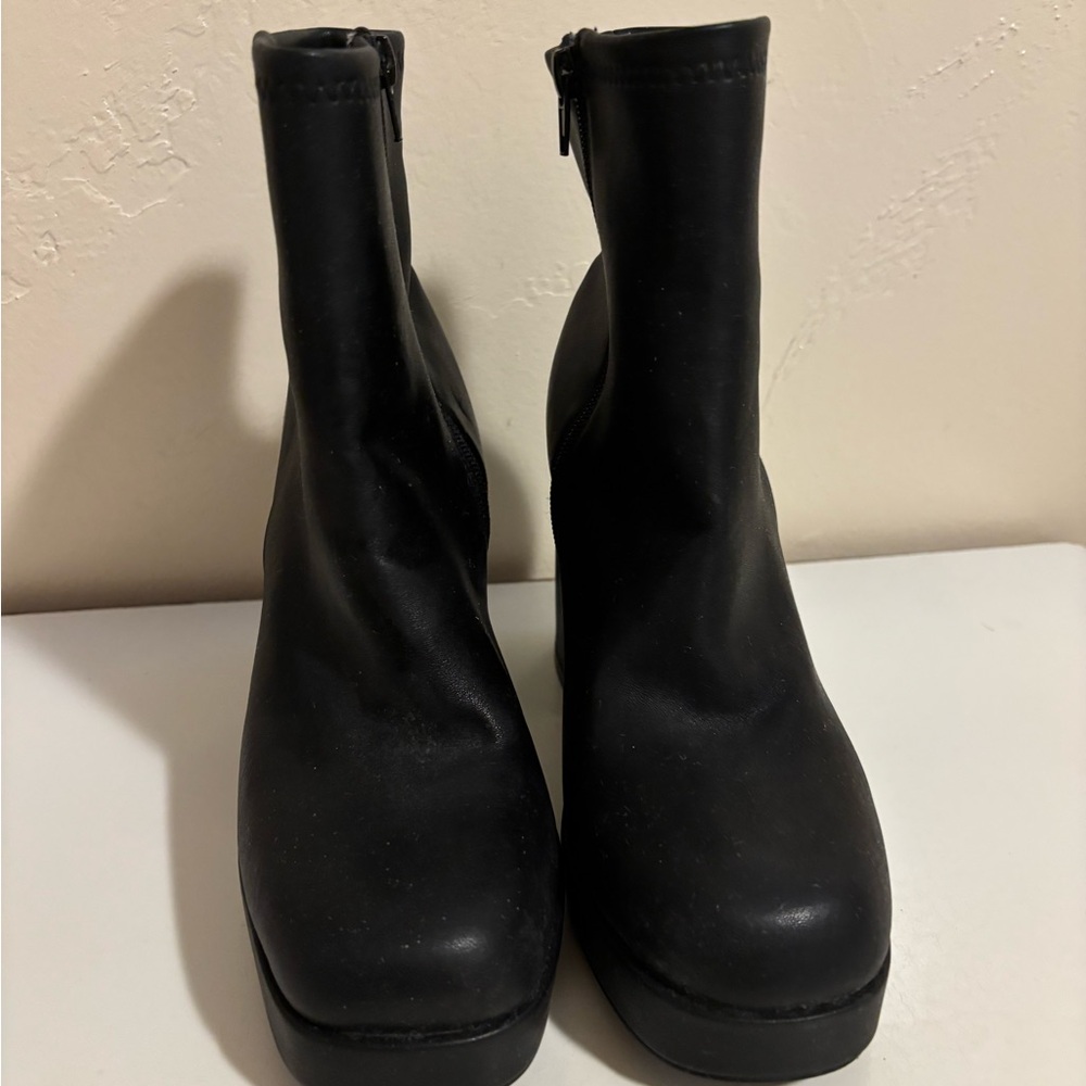 Steve Madden Black Ankle Booties
